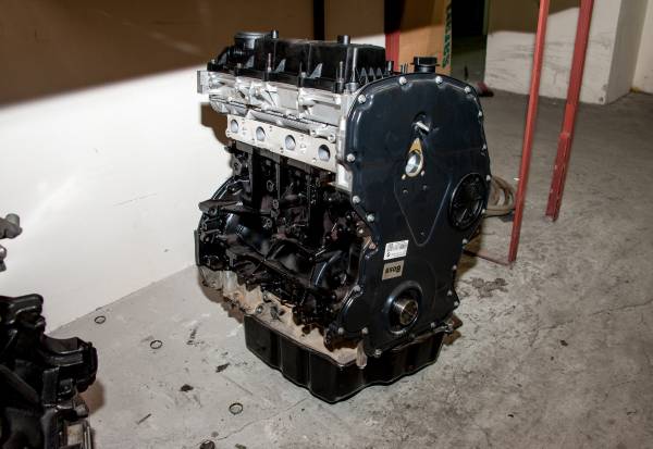 FORD CUSTOM 330 L TREND ÇIKMA PARÇA   BOŞ SIFIR YAPILMIŞ MOTOR